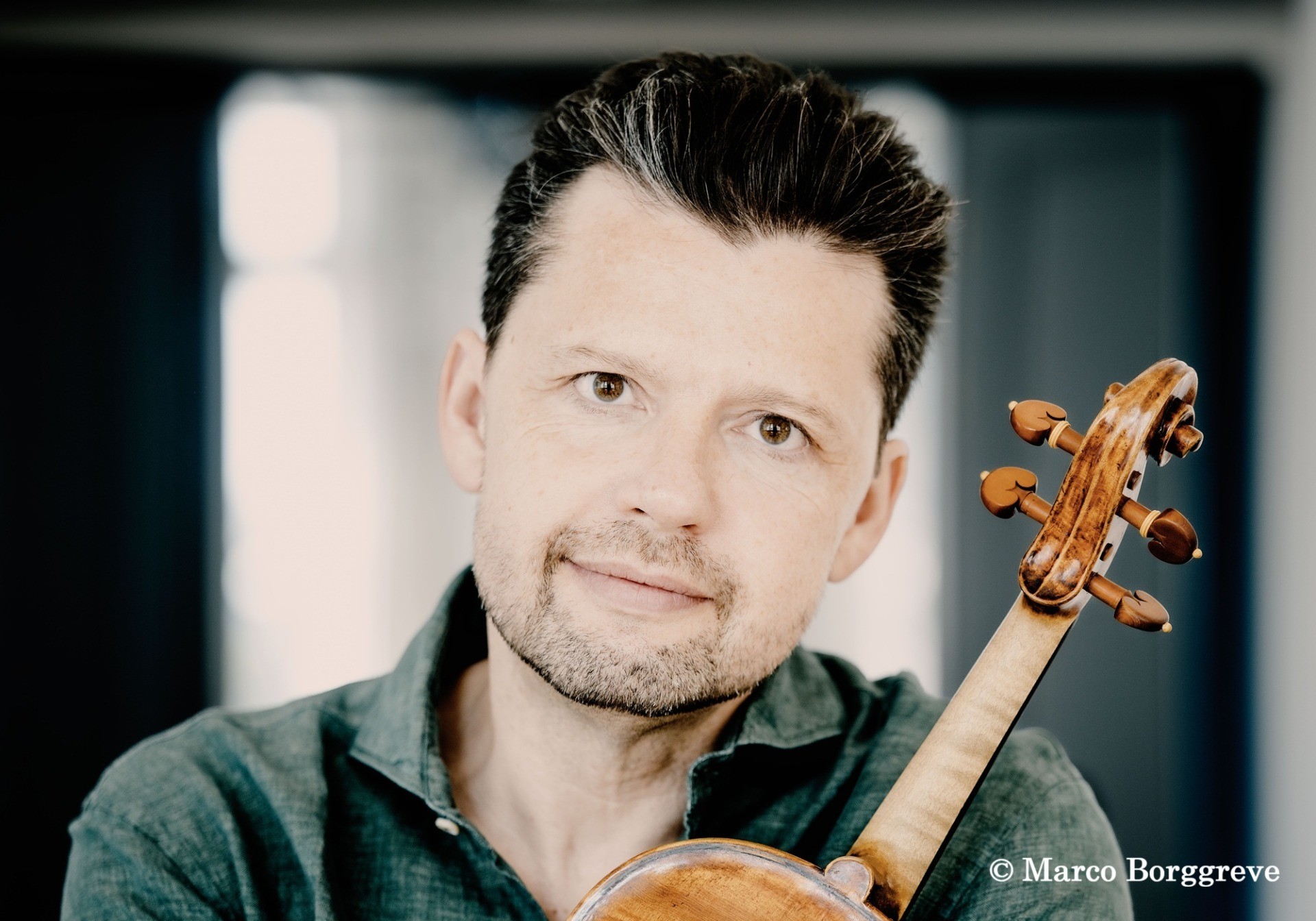 ジュリアン・ラクリン MUSIC PARTNER 就任のお知らせ